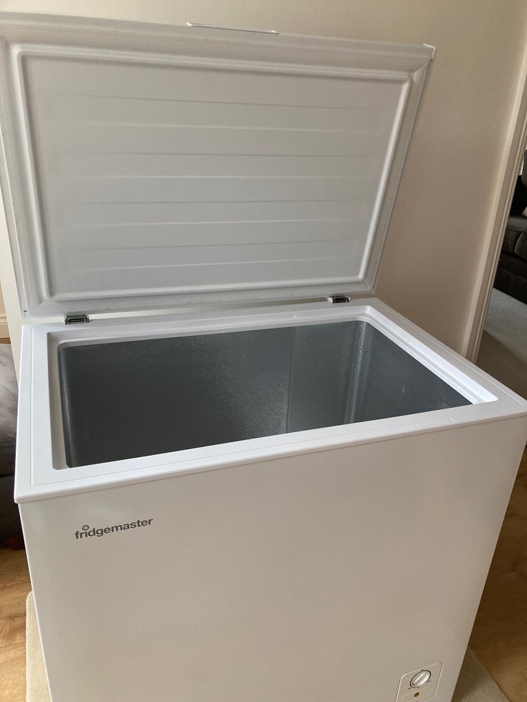 Chest freezer