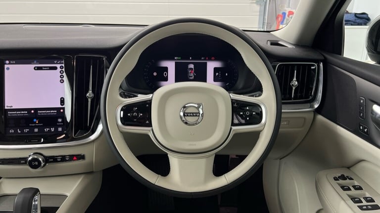 2025 Volvo V60 Plus, B4 Mild hybrid, Petrol, Dark Estate Petrol Automatic