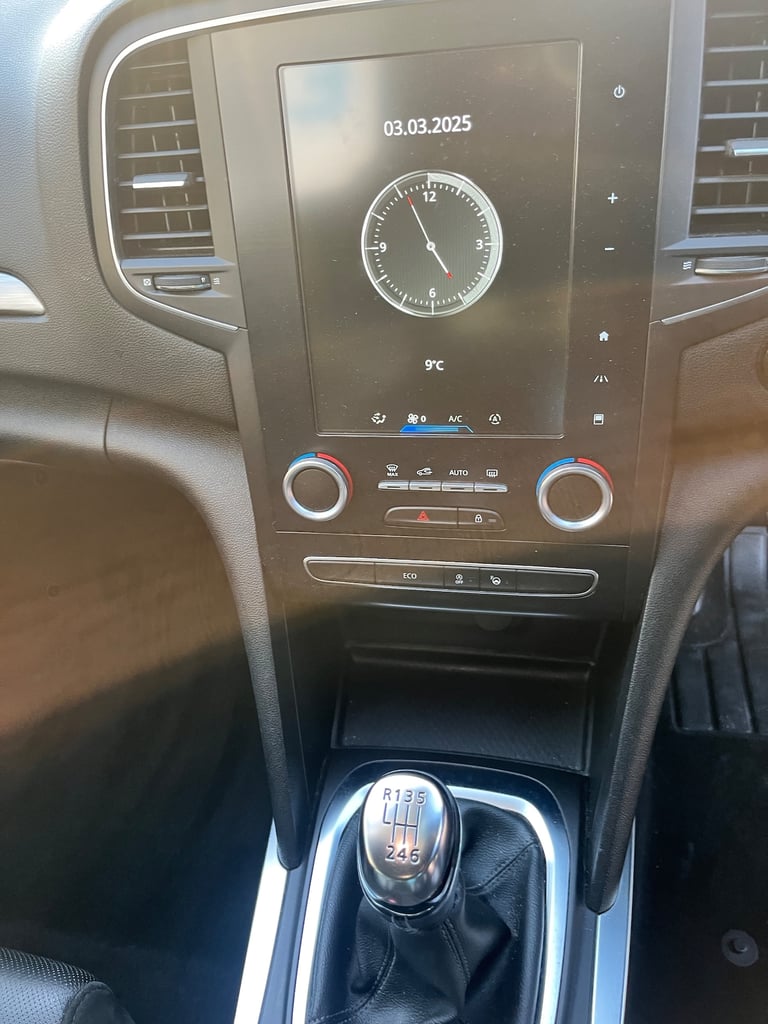 2016 Renault Megane Signature Nav dCi 130 Diesel