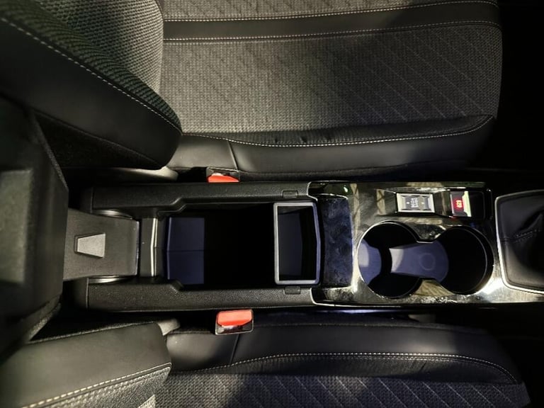 2025 Peugeot 2008 1.2 Puretech Allure Suv 5dr Petrol Manual Euro 6 (s/s) (130 Ps) HATCHBACK Petro...