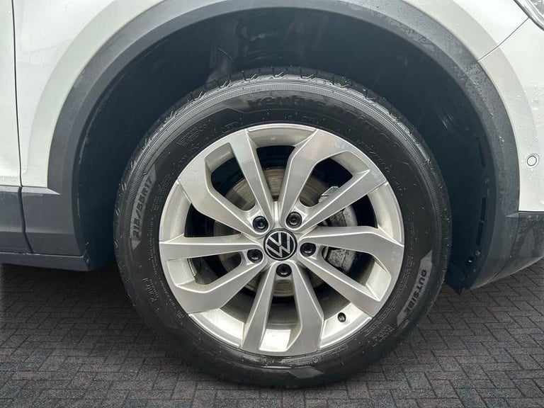2024 Volkswagen T-Roc 1.5 TSI (150ps) Match DSG + 17' ZURICH ALLOYS/LED HEADLIGHTS Automatic Hatc...