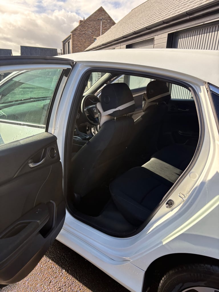 Honda, CIVIC, Hatchback, 2018, Manual, 988 (cc), 5 doors