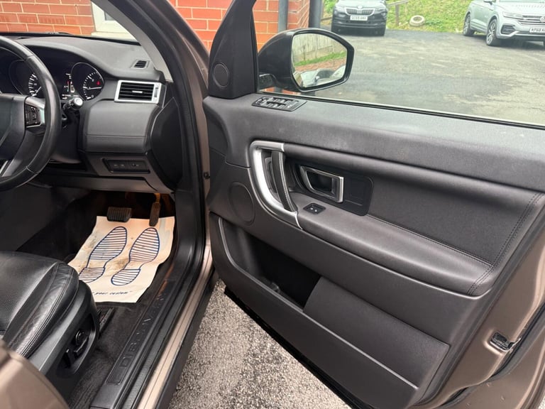 LAND ROVER DISCOVERY SPORT 2.2 SD4 HSE 2015