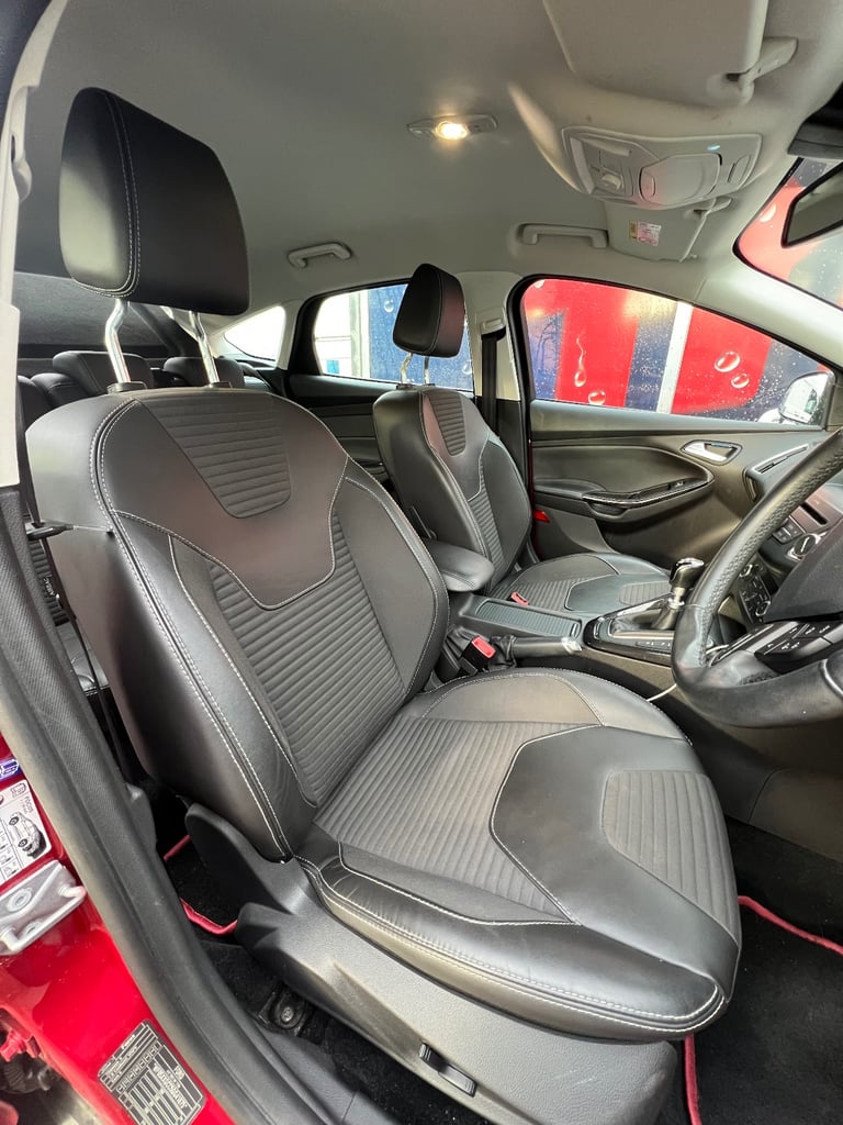 Ford, FOCUS, Hatchback, 2016, Manual, 999 (cc), 5 doors