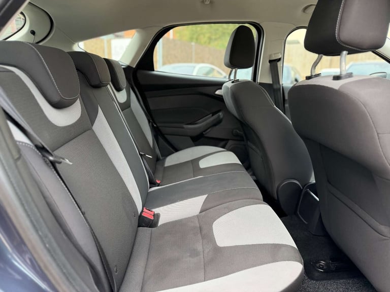 2013 Ford Focus 1.6 TDCi Zetec Hatchback 5dr Diesel Manual Euro 5 (s/s) (115 ps) Hatchback Diesel...
