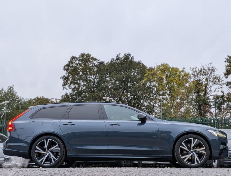 2022 Volvo V90 2.0 B4 MHEV Plus Auto Euro 6 (s/s) 5dr ESTATE Petrol/Electric Hybrid Automatic