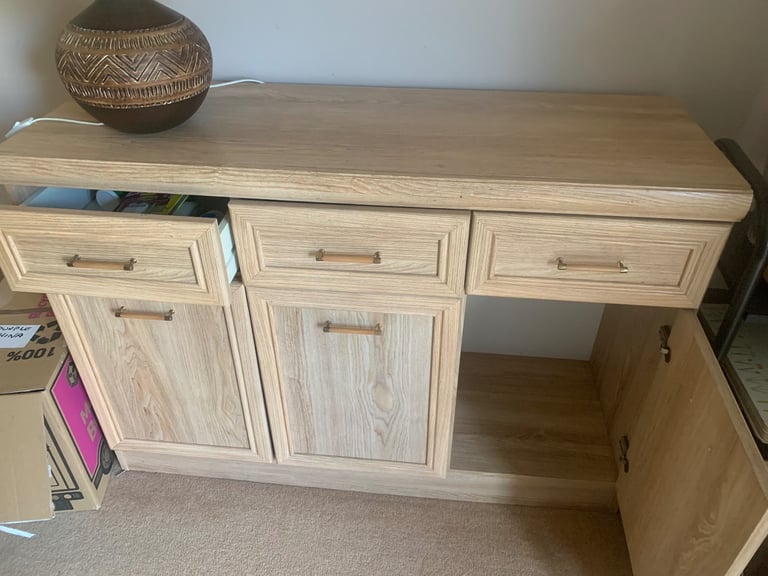 Sideboard 