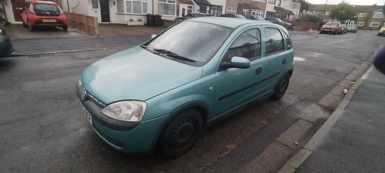 2003 Vauxhall Corsa 1.4i 16V Elegance 5dr Auto HATCHBACK Petrol Automatic - Image 3