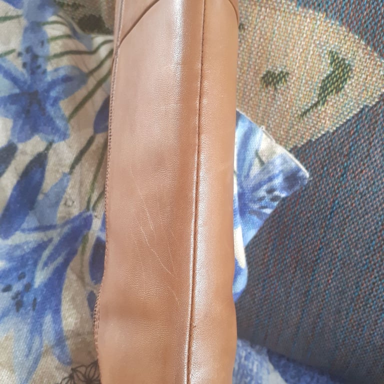 Ladies Marco Tozzi boots, size 3/36, barely worn