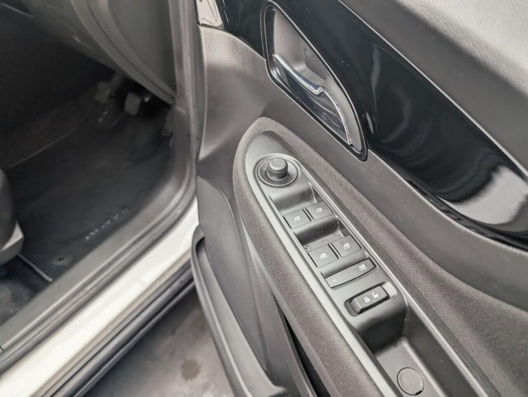 2019 Vauxhall Mokka X 1.4i Turbo ecoTEC Active SUV 5dr Petrol Manual Euro 6 (s/s) (140 ps) HEATED...