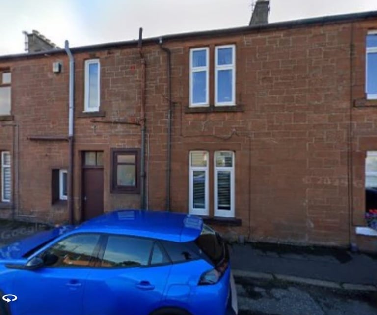 Spacious 1 Bedroom flat in central location Prestwick. 