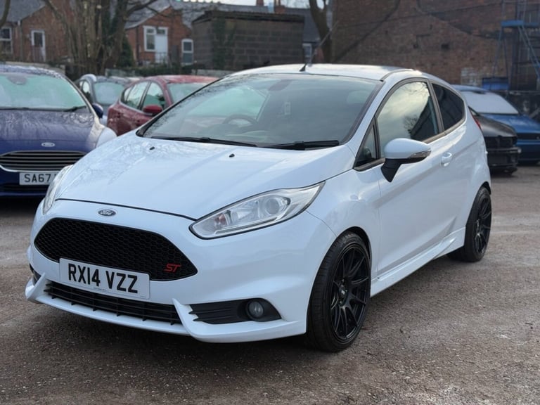 2014 Ford Fiesta 1.6 EcoBoost ST-2 3dr HATCHBACK PETROL Manual