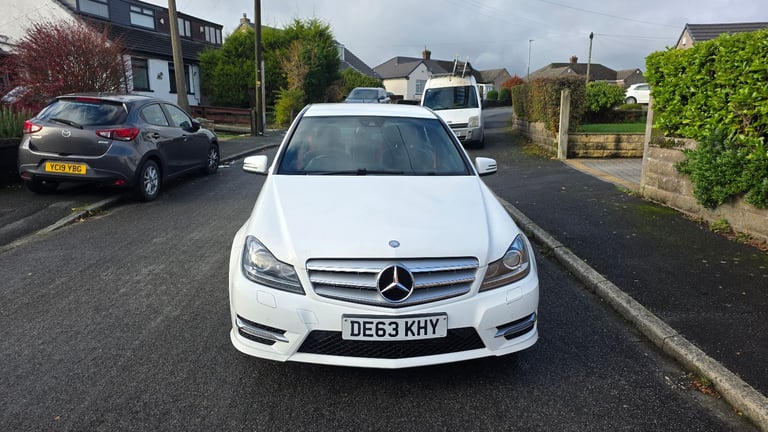 Mercedes-Benz, C CLASS, Saloon, 2013, Semi-Auto, 2143 (cc), 4 doors