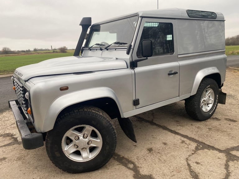 2008 Land Rover Defender 90 2.4 TDCi County Hard Top SUV 4WD SWB Euro 4 3dr PANEL VAN Diesel Manual