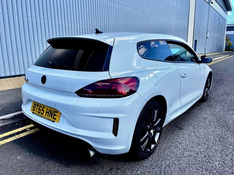 2015 Volkswagen Scirocco 2.0 TSI BlueMotion Tech R DSG Euro 6 (s/s) 3dr COUPE Petrol Automatic