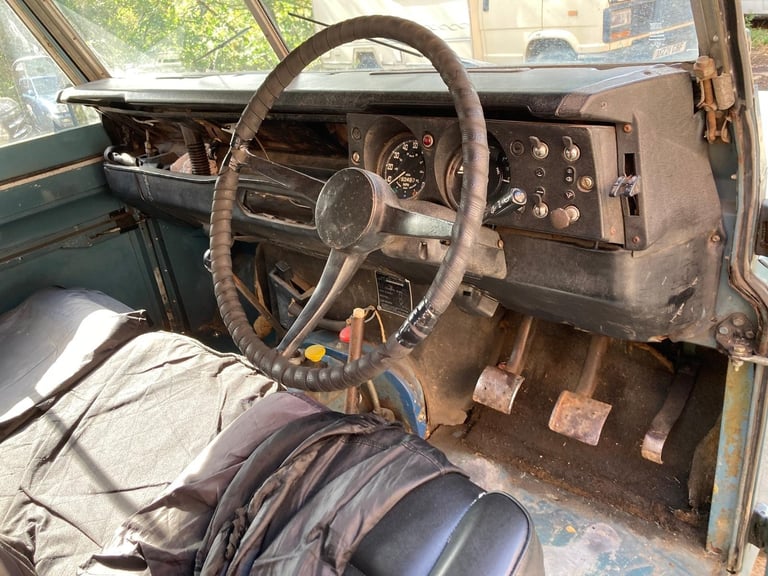 1969 Land Rover SERIES 11 2A 2286cc DIESEL 88" SWB CANVAS / RAG TOP (CLASSIC CAR