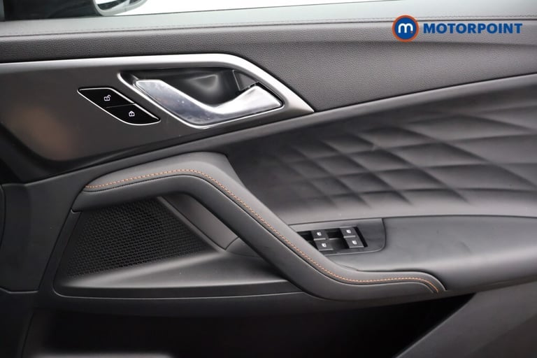 2025 MG MG HS 1.5 T-GDI Trophy 5dr DCT SUV Petrol Automatic