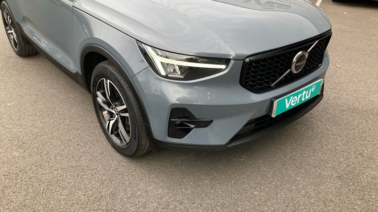 2022 Volvo XC40 2.0 B4P Plus Dark 5dr AWD Auto Petrol Estate Estate Petrol Automatic