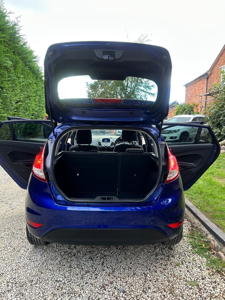 2015 Ford Fiesta 1.0 EcoBoost 125 Titanium 5dr HATCHBACK Petrol Manual