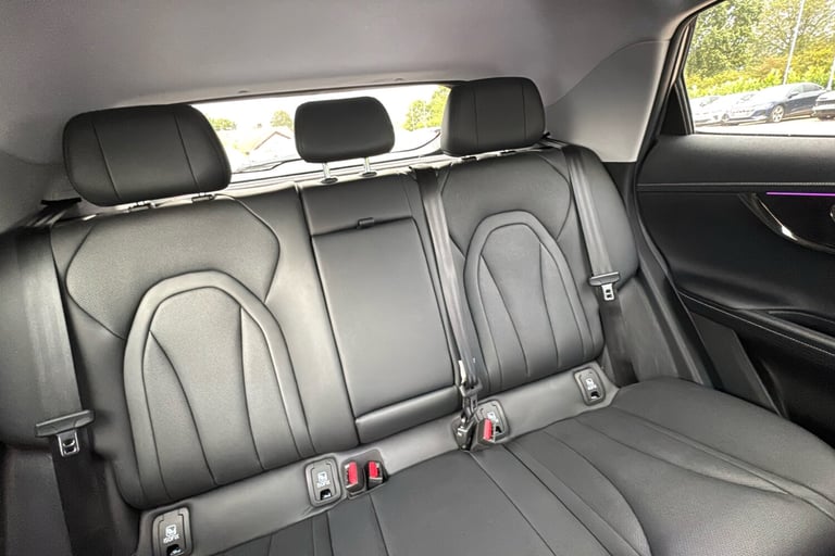  Omoda Omoda E5 61.05kwh Comfort Suv 5dr Electric Auto 204 Ps Electric
