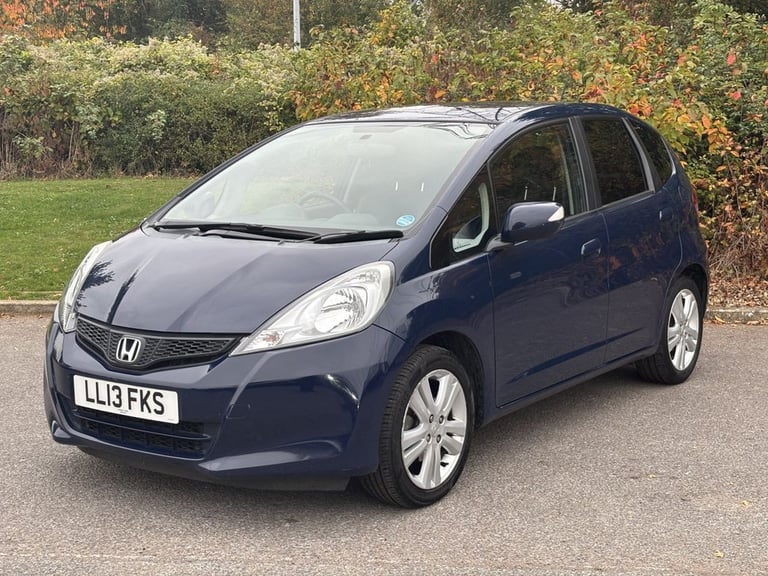 image for 2013 Honda Jazz 1.4 i-VTEC ES Plus 5dr HATCHBACK PETROL Manual