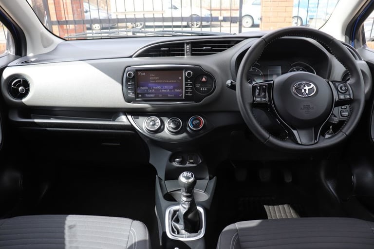2019 Toyota Yaris 1.5 VVT-i Icon Tech 5dr HATCHBACK PETROL Manual