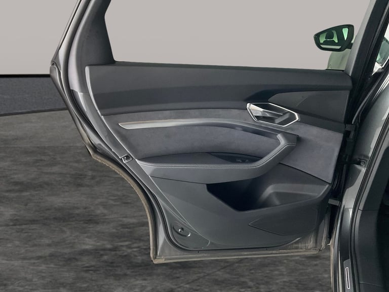 2022 Audi e-tron 55 S line Sportback 5dr Electric Auto quattro 95kWh (11kW Charger) (408 ps) Suv ...