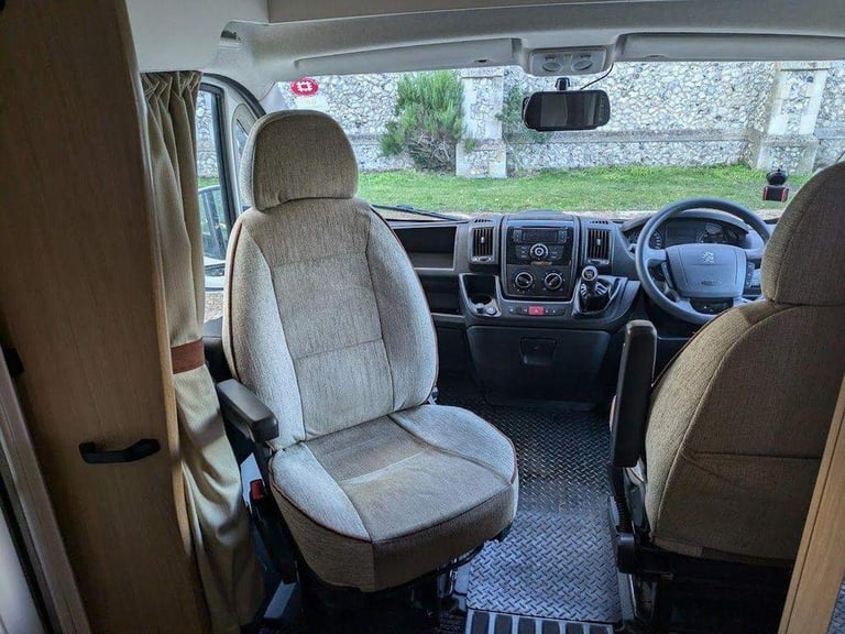 Elddis Autoquest 140, 2012/12, FSH, 2 berth, end lounge July 2025 Hab check 25 HPI clear
