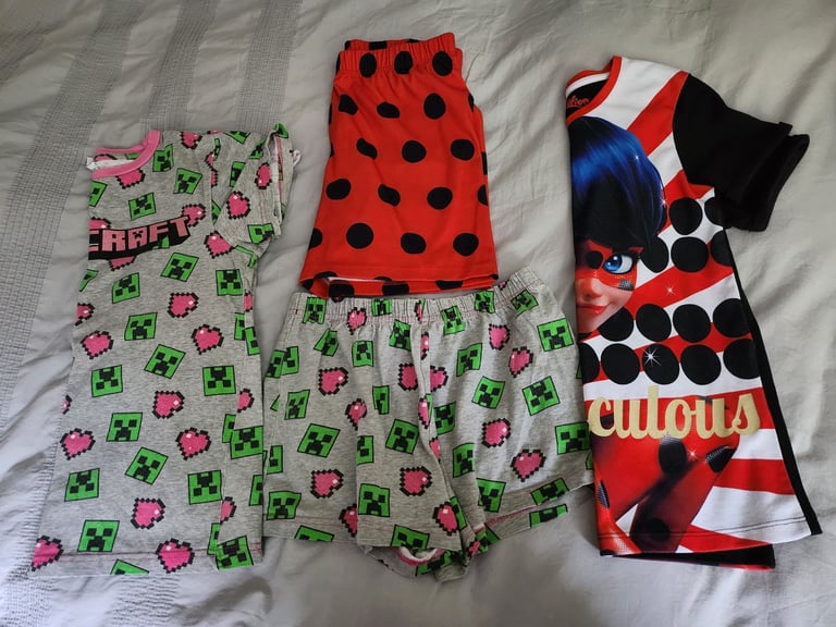 Selection of kids nightwear aged 9-11yrs