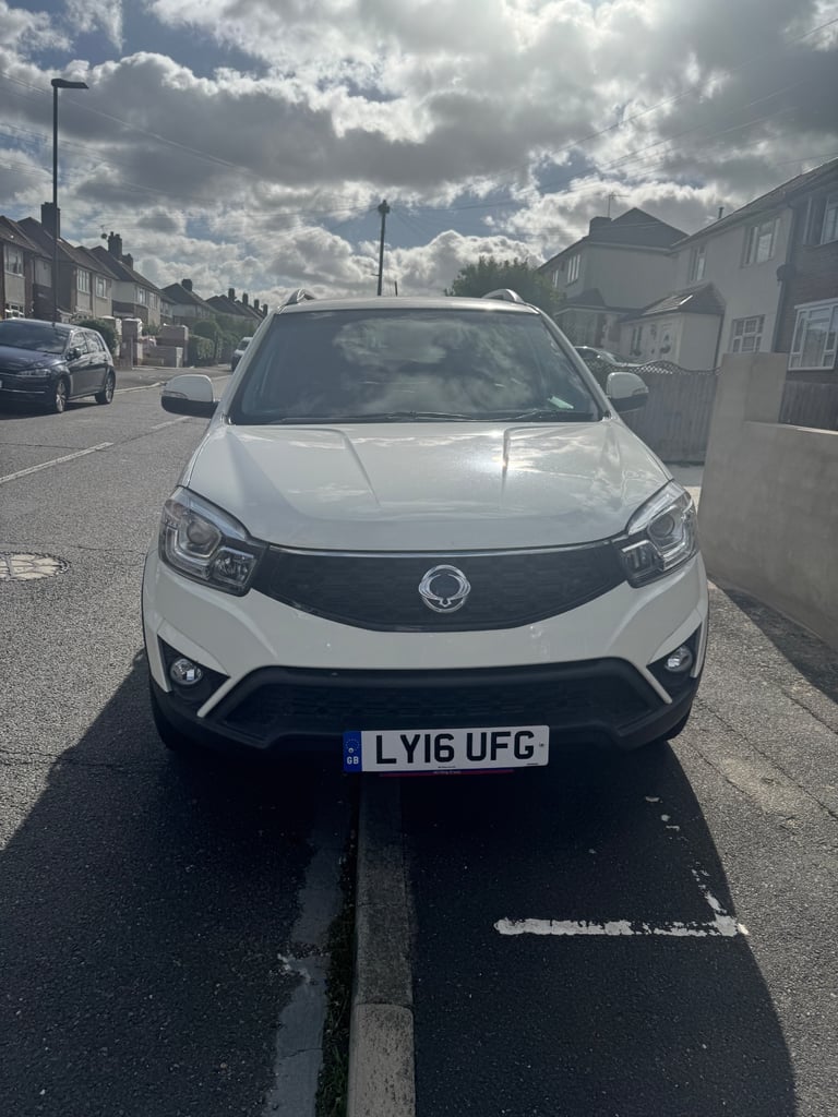 image for Ssangyong, KORANDO, Estate, 2016, Semi-Auto, 2157 (cc), 5 doors