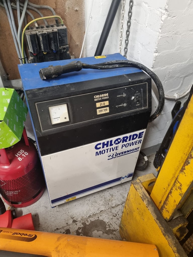 Ameise Junior Foot Forklift With Charger