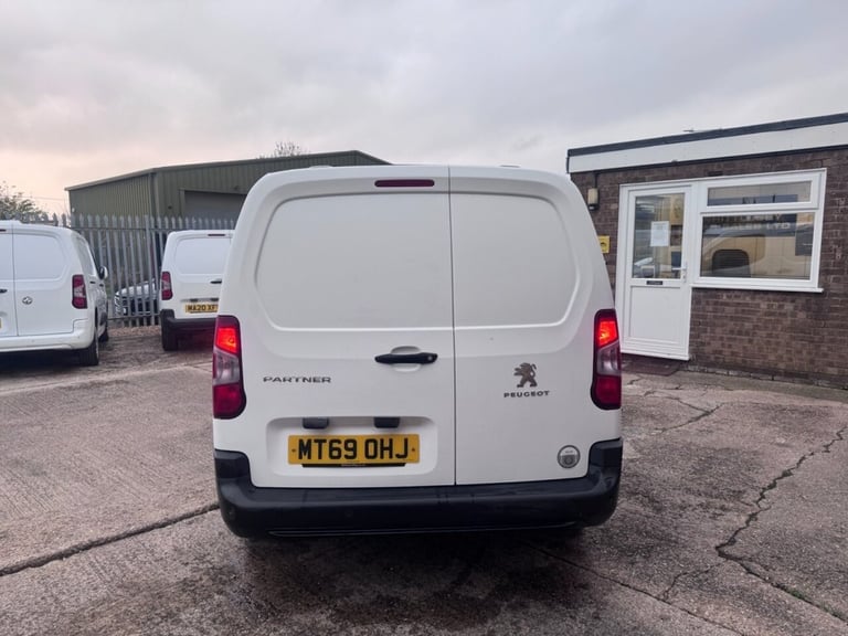 2020 Peugeot Partner 1.5 BlueHDi 950 Professional Long Panel Van 6dr Diesel Manual LWB Euro 6 (1 ...