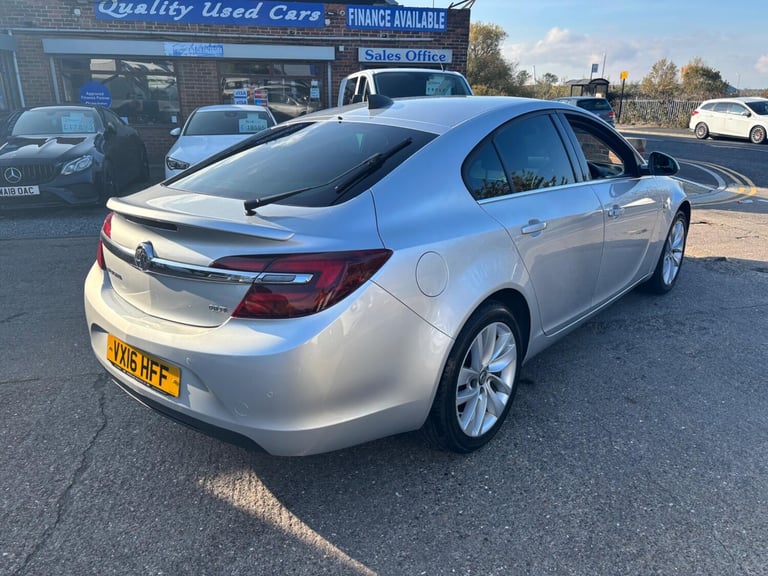 2016 Vauxhall Insignia 1.6 CDTi SRi Nav 5dr [Start Stop] HATCHBACK DIESEL Manual
