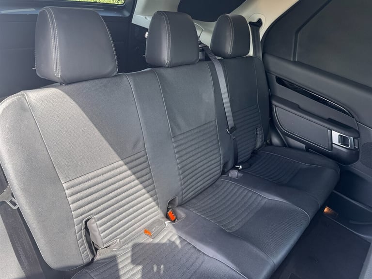 2021 Land Rover Discovery COMMERCIAL SE VAT Q 5 SEATS SUV Diesel Automatic