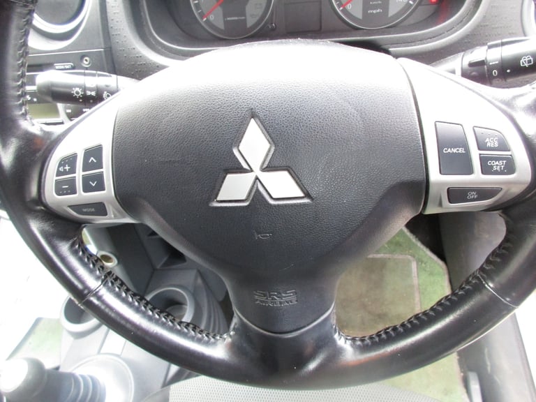 2009 (09) MITSUBISHI COLT 1.3 CZ2 , AUTOMATIC  , LOW MILES , CAZ &amp; ULEZ EXEMPT