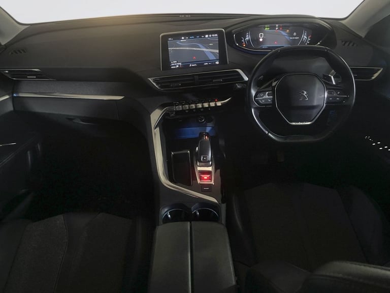 2021 Peugeot 5008 1.2 PureTech Allure SUV 5dr Petrol EAT Euro 6 (s/s) (130 ps) HATCHBACK Petrol A...