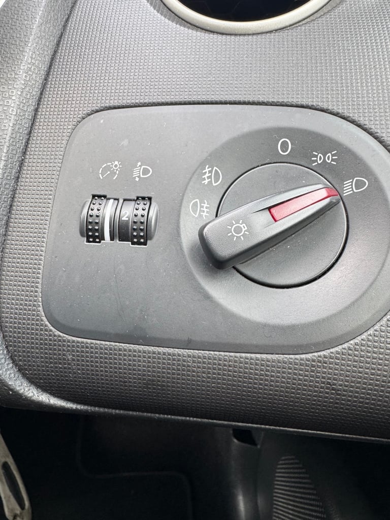 Seat, IBIZA, Hatchback, 2011, Manual, 1598 (cc), 3 doors