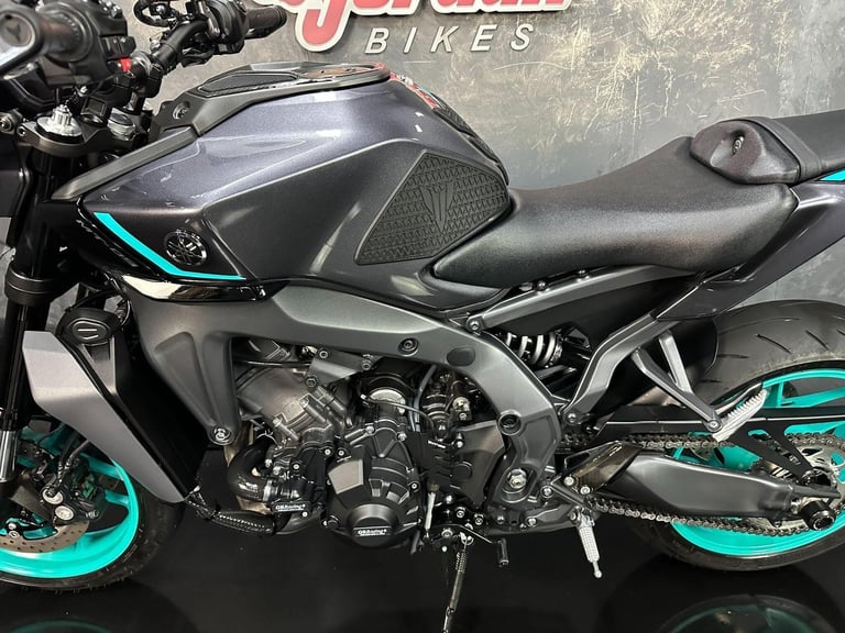 2024 Yamaha MT-09 900 Hyper-naked Euro 5
