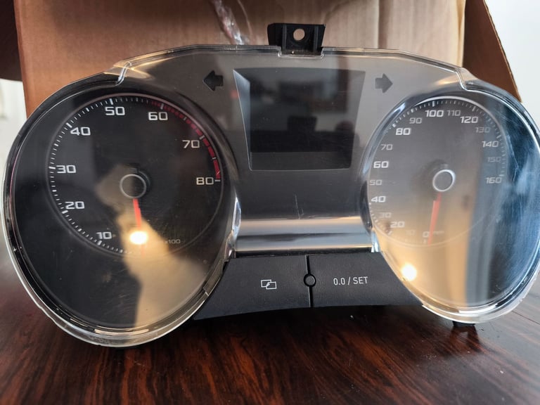 Seat Ibiza 6J 2016 dash cluster 