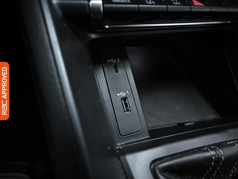 2019 Audi Q3 1.5 TFSI CoD 35 S line SUV 5dr Petrol S Tronic Euro 6 (s/s) (150 ps) SUV PETROL Auto...