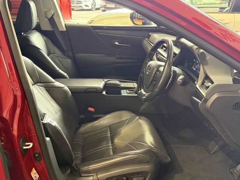 2019 Lexus ES 2.5 300h Saloon 4dr Petrol Hybrid E-CVT Euro 6 (s/s) (218 ps) Saloon PETROL/ELECTRI...