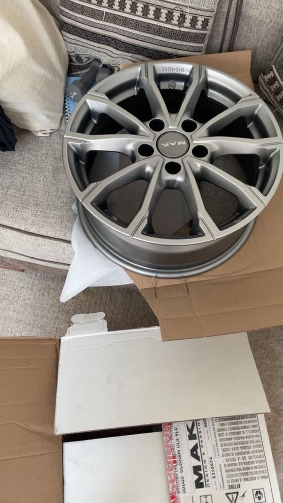 image for MAK DAVINCI 16” Titan Alloys 