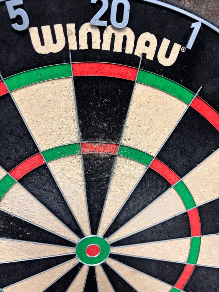 Dartboard Winmau Blade 6 Carbon