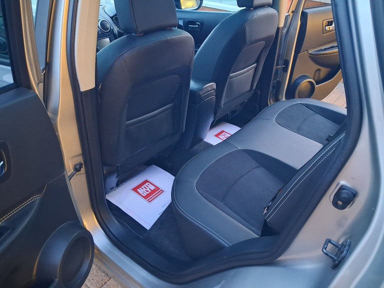 **SPACIOUS FAMILY CAR**NISSAN QASHQAI 1.6 360 VISION**5DR HATCH**SUV**