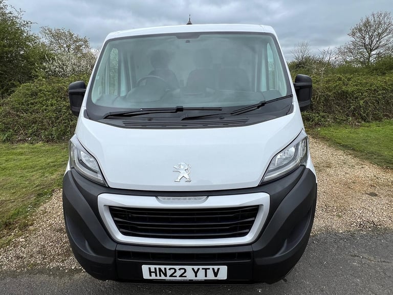 PEUGEOT BOXER 2.2 BlueHDi 335 S 2022