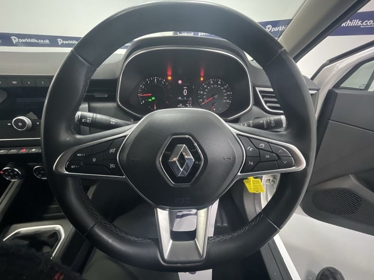 2020 Renault Clio 1.0 TCe Play Hatchback 5dr Petrol Manual Euro 6 (s/s) (100 ps) - AA INSPECT Hat...