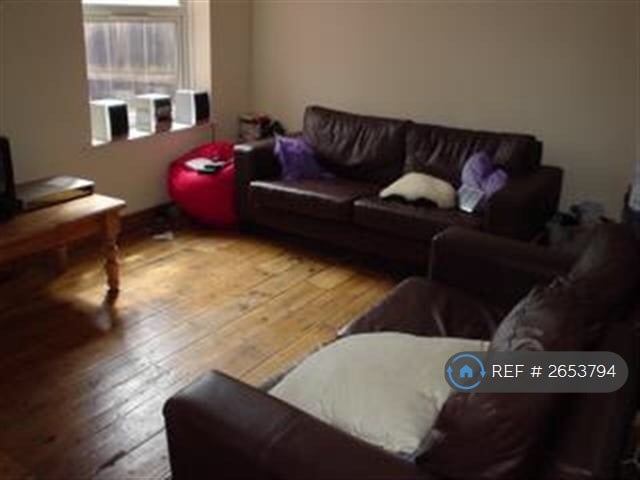 image for 4 bedroom house in Berkeley Road, Southampton, SO15 (4 bed) (#2653794)