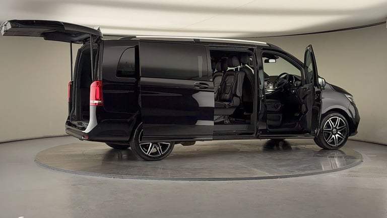 2023 Mercedes-Benz V-Class 2.0 V220d AMG Line MPV 5dr Diesel G-Tronic+ Euro 6 (s/s) XLWB (163 ps)...