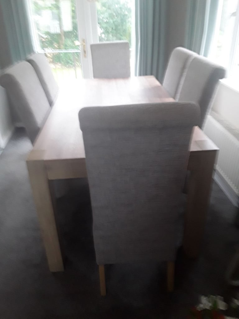 Dining table and 6 chairs