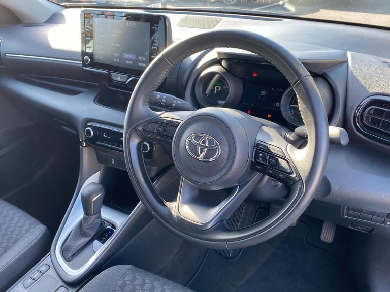 2023 Toyota Yaris 1.5 Hybrid Design 5dr CVT Hatchback Hybrid Automatic